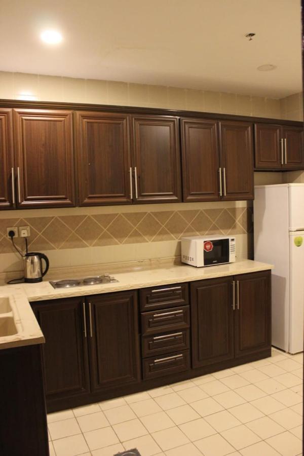 Al Shuhada Almasi Furnished Aparthotel Medina